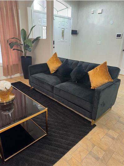 Image No.9-3 Bed House for sale