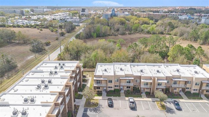 Image No.50-Maison de ville de 4 chambres à vendre à Saint John