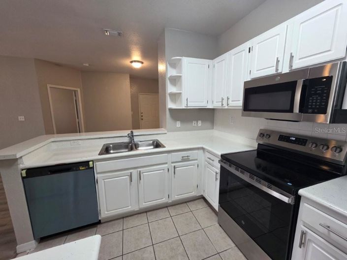 Image No.15-3 Bed Apartment for sale