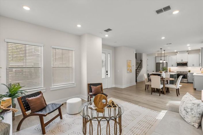 Image No.2-Maison de ville de 3 chambres à vendre à Saint John