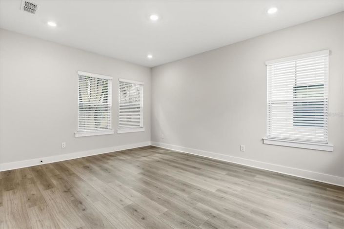 Image No.21-Maison de ville de 3 chambres à vendre à Saint John