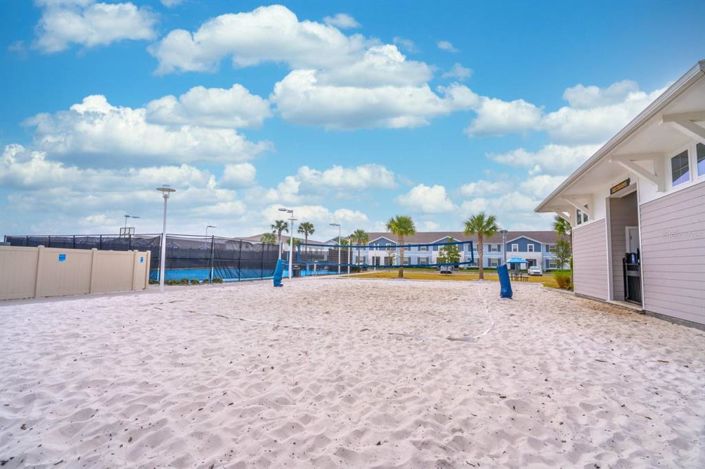 Image No.43-5 Bed Townhouse for sale