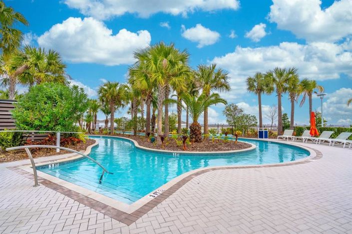 Image No.49-5 Bed Townhouse for sale