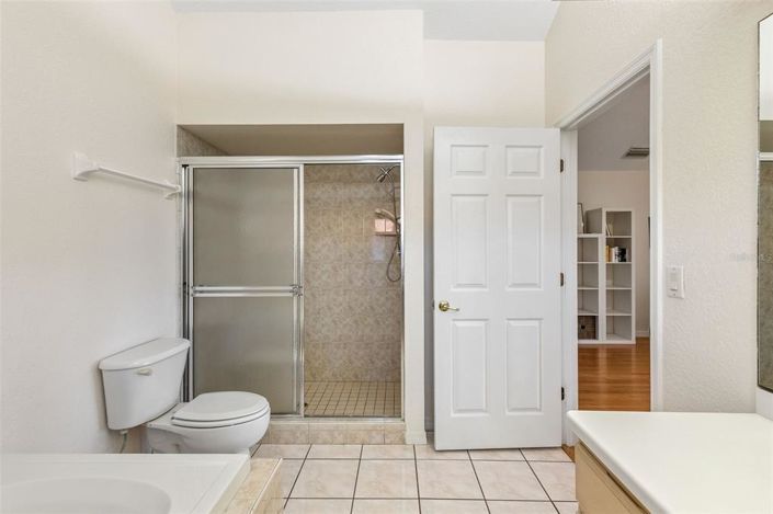 Image No.17-4 Bed House for sale