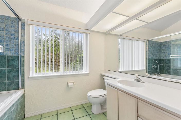 Image No.19-4 Bed House for sale