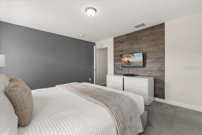 Image No.16-4 Bed Townhouse for sale