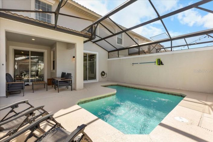 Image No.25-4 Bed Townhouse for sale