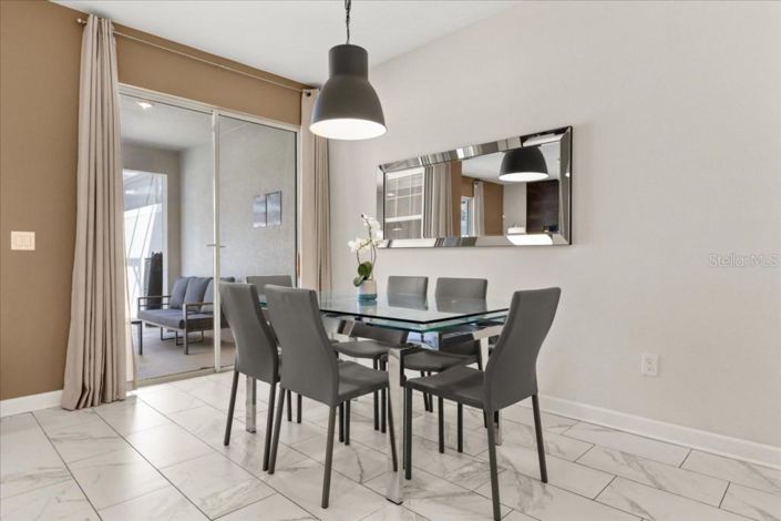 Image No.7-4 Bed Townhouse for sale