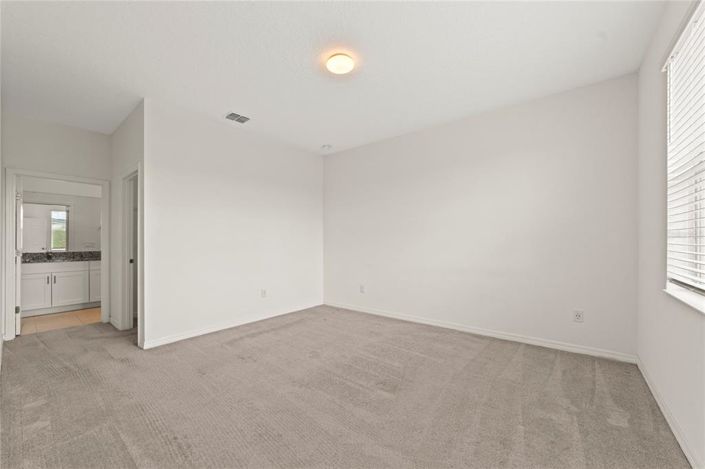 Image No.16-Maison de 4 chambres à vendre à Saint John