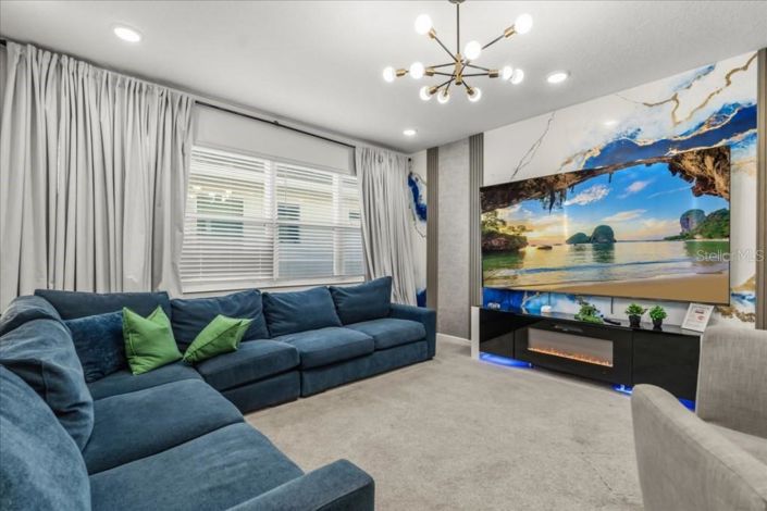 Image No.2-12 Bed House for sale