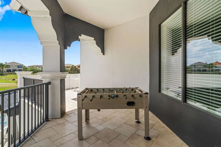 Image No.16-12 Bed House for sale