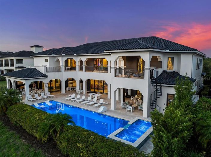 Image No.3-12 Bed House for sale