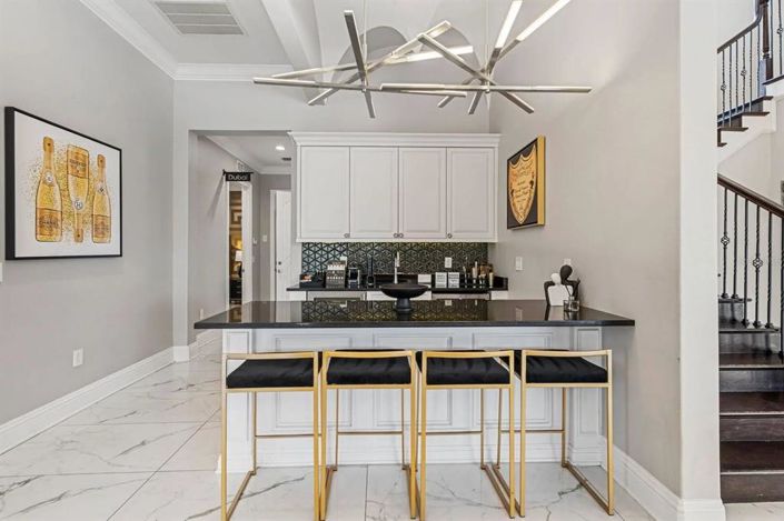 Image No.31-12 Bed House for sale