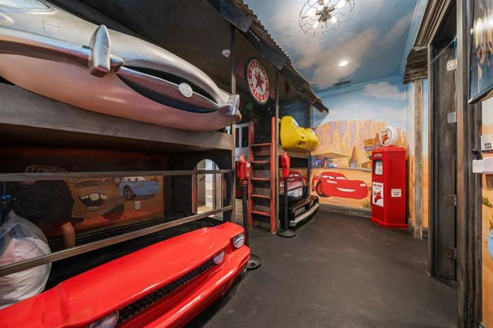 Image No.57-12 Bed House for sale