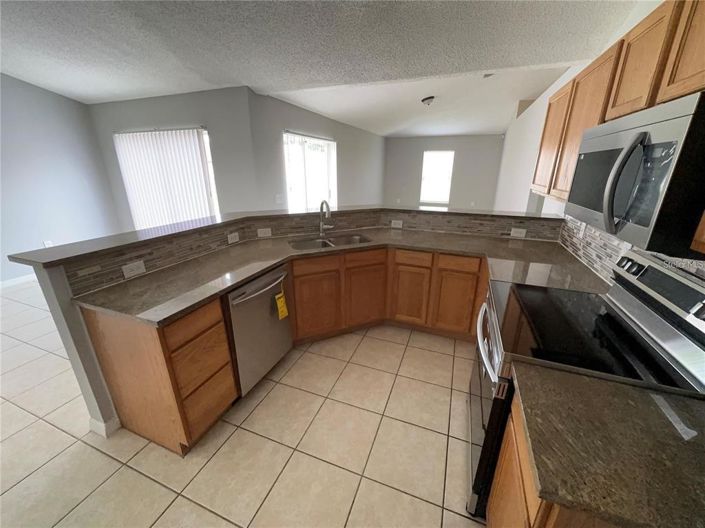 Image No.20-3 Bed House for sale