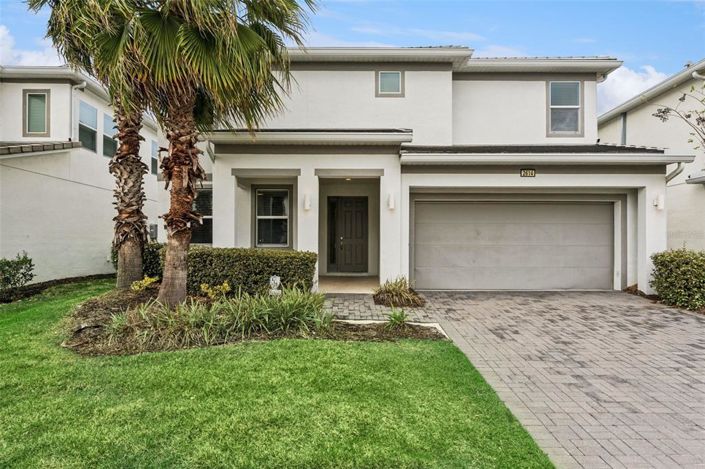 Image No.2-8 Bed House for sale