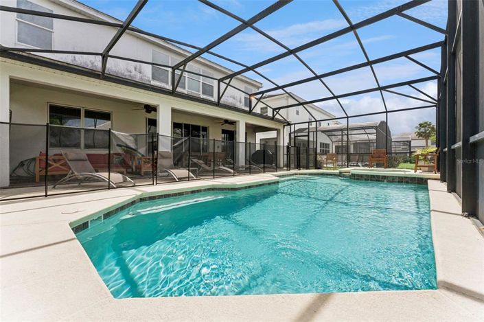 Image No.35-8 Bed House for sale