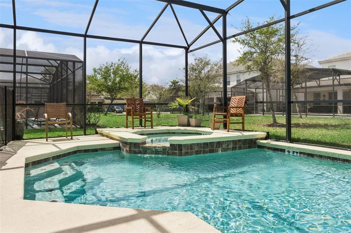 Image No.36-8 Bed House for sale