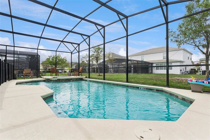 Image No.38-8 Bed House for sale