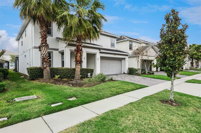 Image No.4-8 Bed House for sale