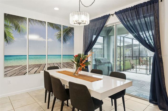 Image No.9-8 Bed House for sale