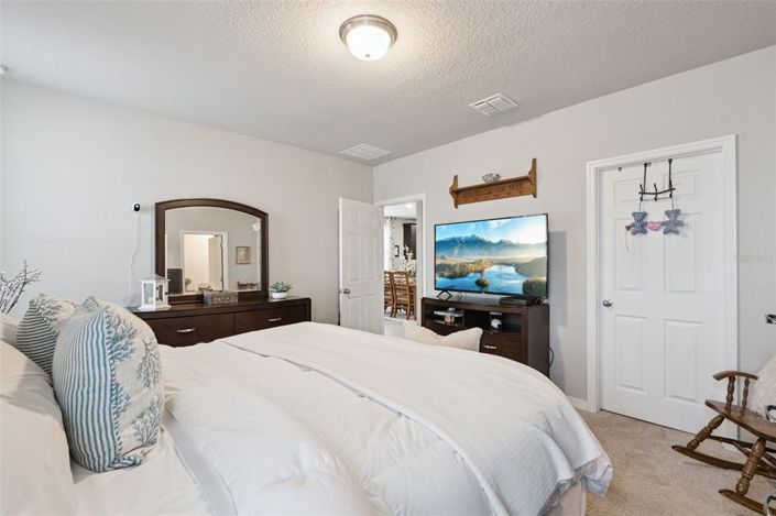 Image No.17-3 Bed House for sale