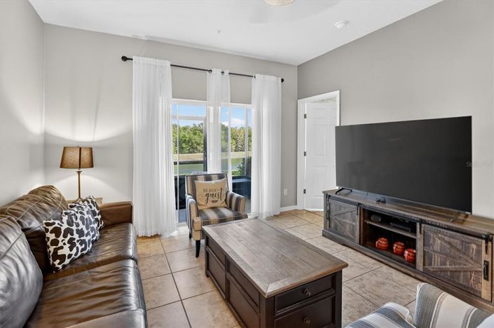 Image No.11-3 Bed Apartment for sale