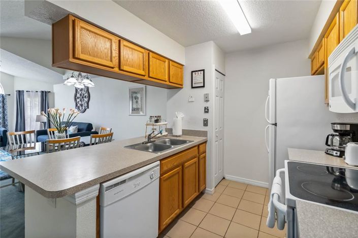 Image No.12-3 Bed Apartment for sale