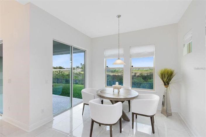 Image No.22-4 Bed House for sale