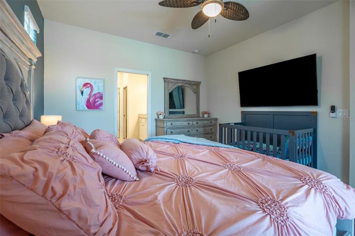 Image No.16-5 Bed House for sale