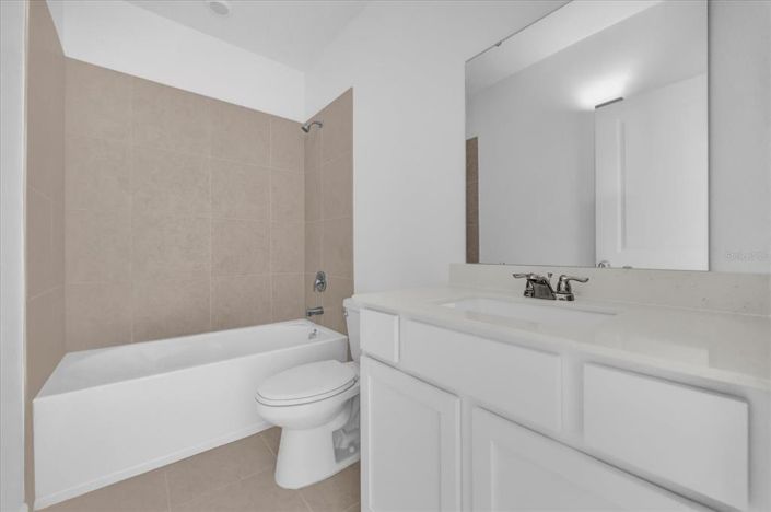 Image No.21-3 Bed Townhouse for sale