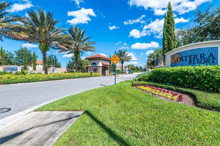 Image No.31-5 Bed Townhouse for sale