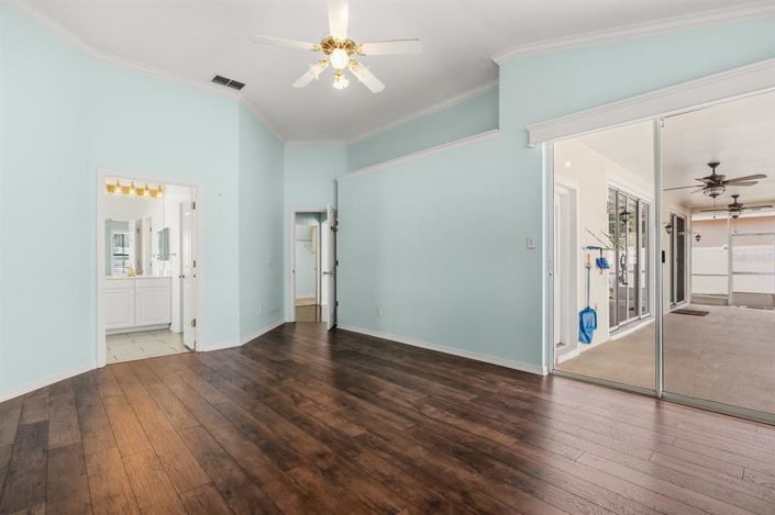 Image No.25-5 Bed House for sale