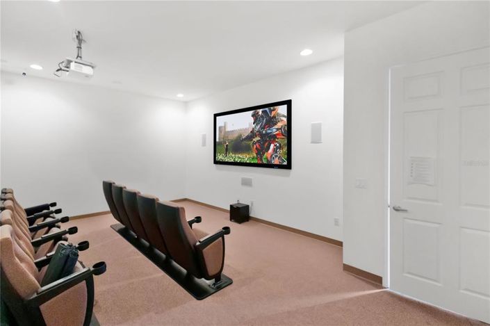 Image No.20-4 Bed Townhouse for sale