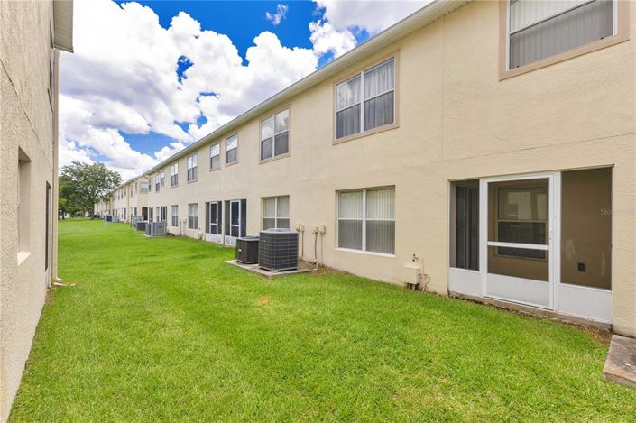 Image No.26-4 Bed Townhouse for sale