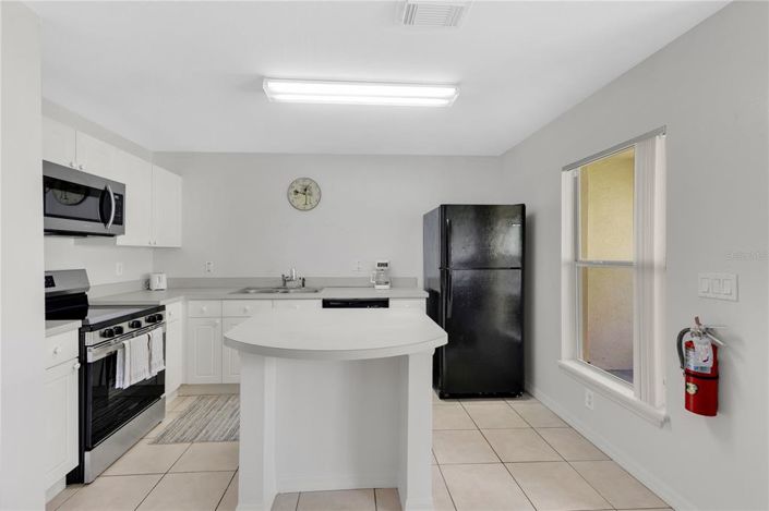 Image No.7-4 Bed Townhouse for sale