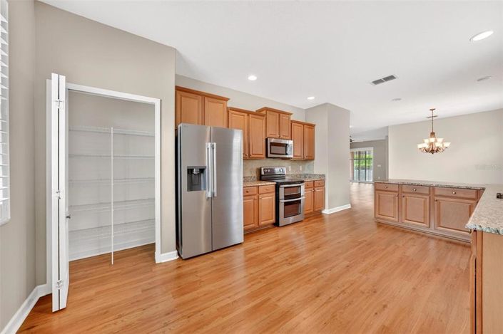 Image No.14-3 Bed House for sale