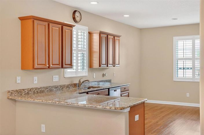 Image No.20-3 Bed House for sale