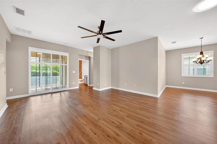 Image No.28-3 Bed House for sale