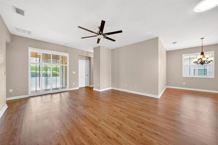 Image No.29-3 Bed House for sale