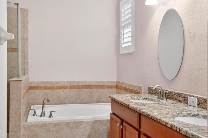 Image No.40-3 Bed House for sale