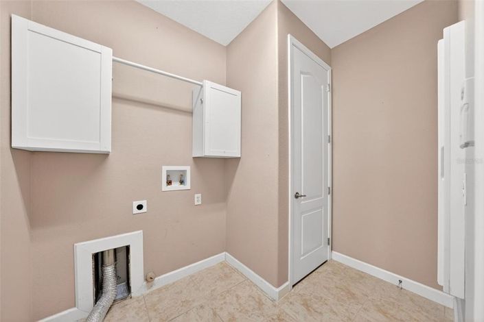 Image No.47-3 Bed House for sale