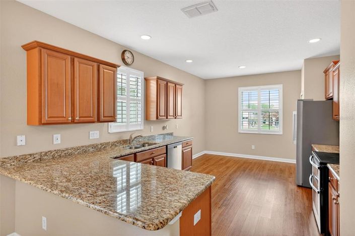 Image No.9-3 Bed House for sale