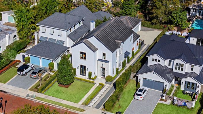 Image No.2-4 Bed House for sale