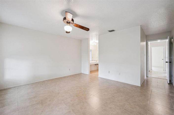 Image No.15-Maison de 2 chambres à vendre à Saint John