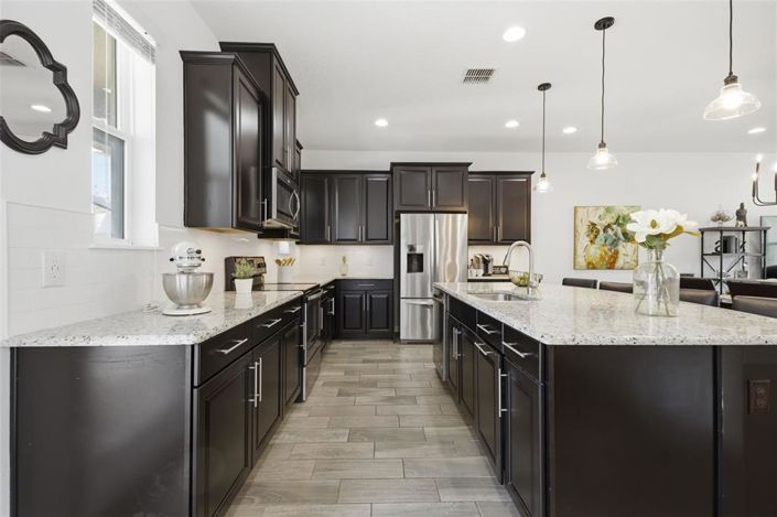 Image No.2-3 Bed Townhouse for sale