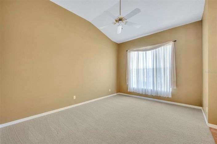 Image No.6-Maison de 4 chambres à vendre à Saint John