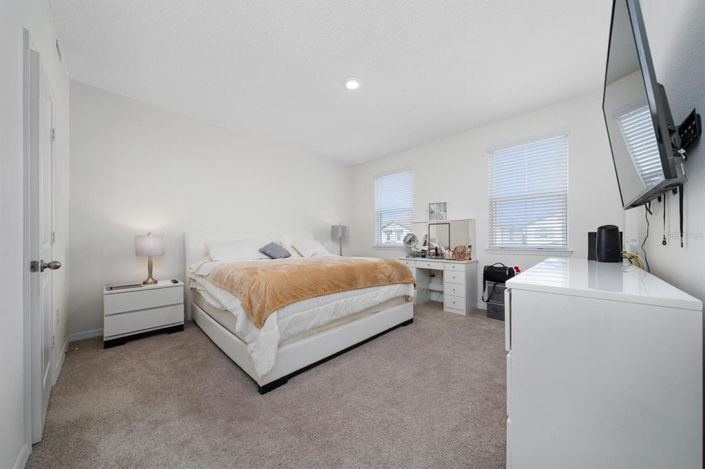 Image No.13-3 Bed Townhouse for sale