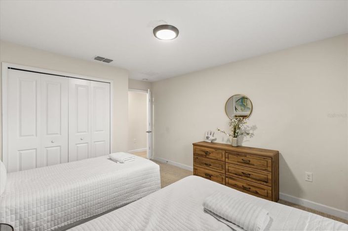 Image No.19-4 Bed Townhouse for sale