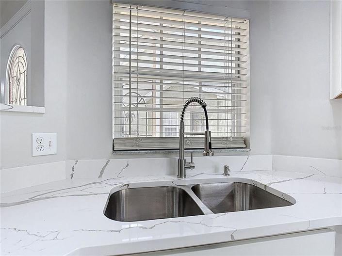 Image No.12-Maison de 2 chambres à vendre à Saint John